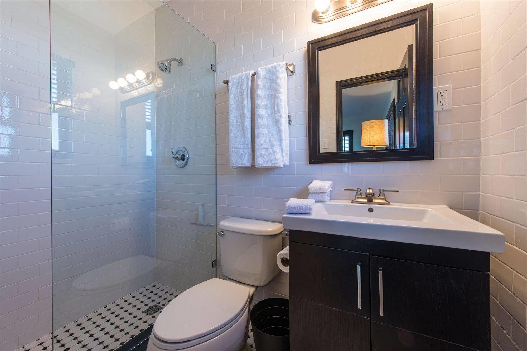 Miami Whitehouse Apartments North Bay Village Bagian luar foto