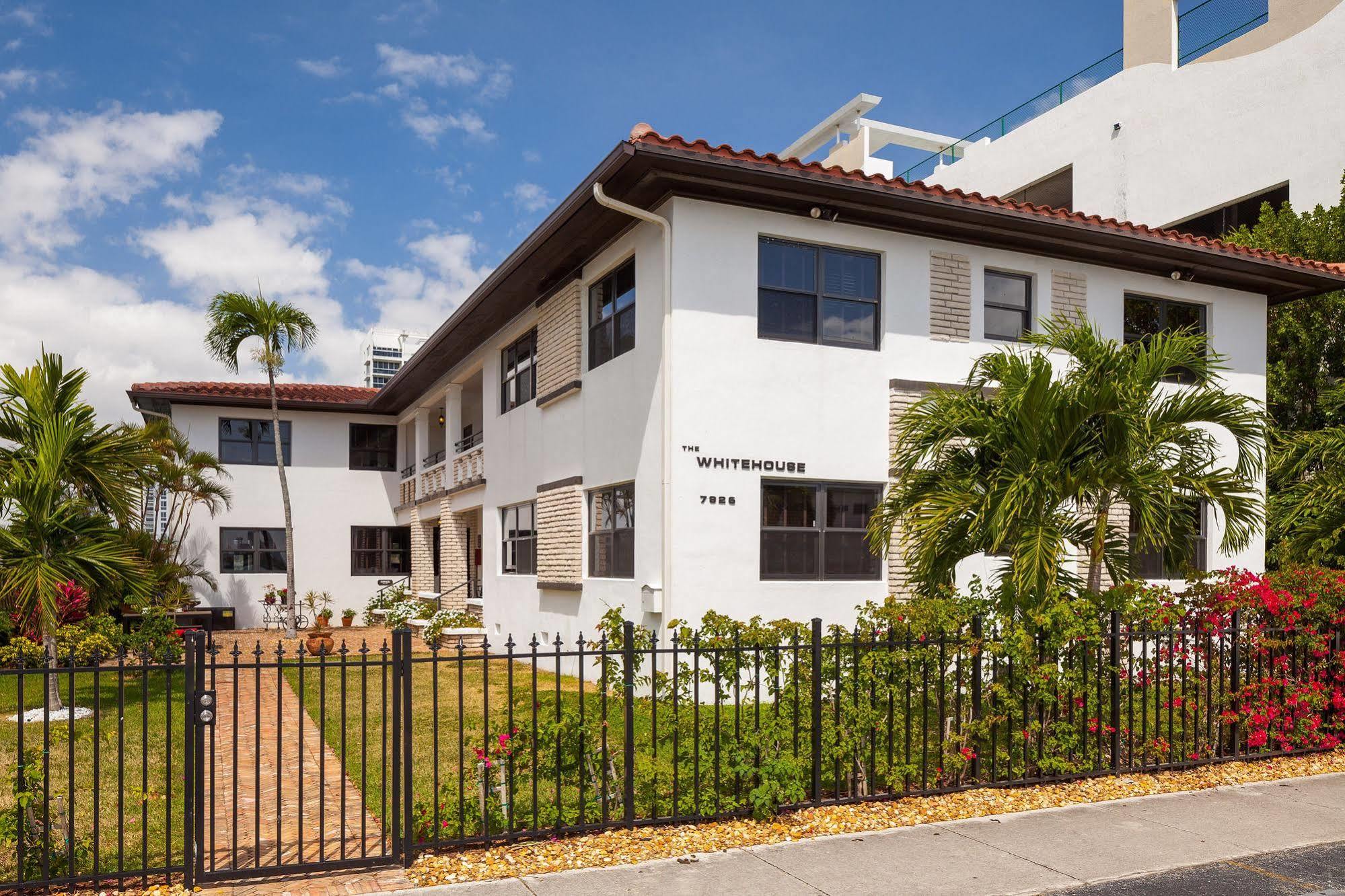 Miami Whitehouse Apartments North Bay Village Bagian luar foto