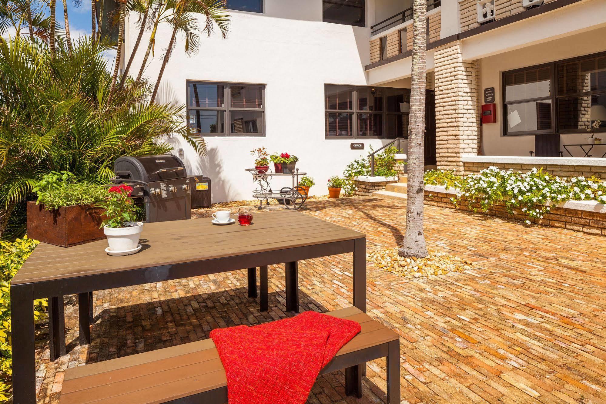 Miami Whitehouse Apartments North Bay Village Bagian luar foto